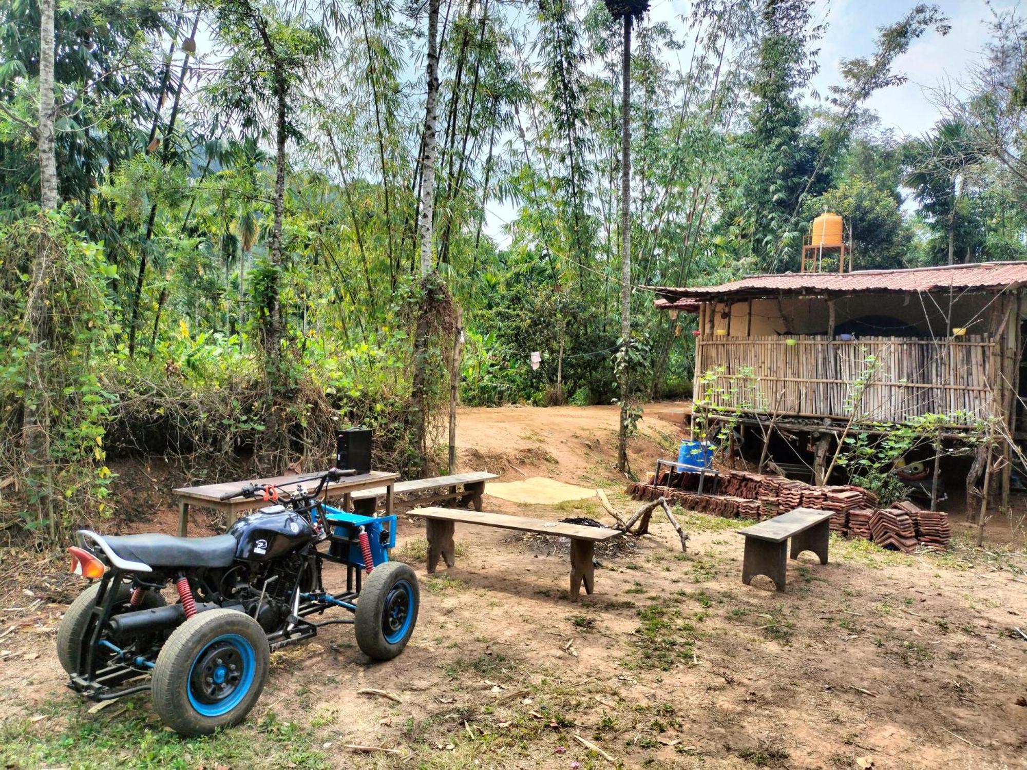 Villa Sambrama Wood House Madikeri Exterior foto